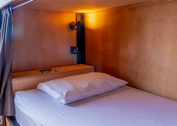 Dormitory Room Mixed