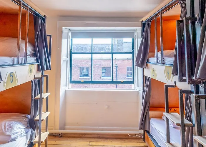 Dormitory Room Mixed