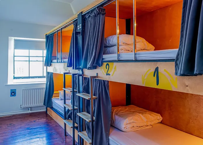 Dormitory Room Mixed